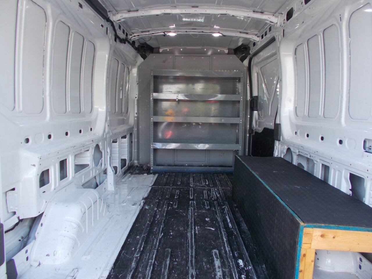 Used 2021 Ford Transit 250 Medium Roof RWD image 17