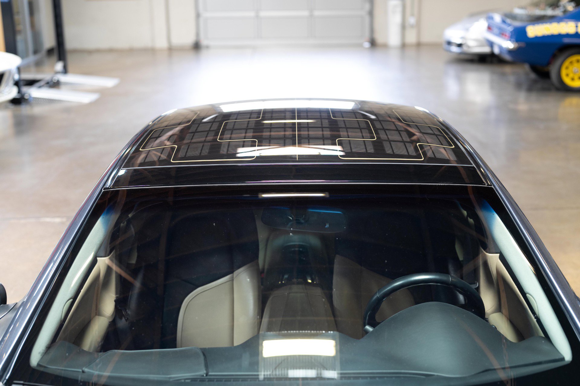 Used 2012 Fisker Karma EcoSport RWD image 32