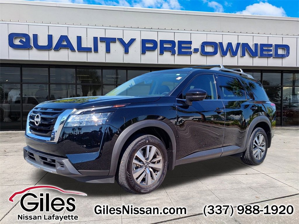 Used 2024 Nissan Pathfinder SL