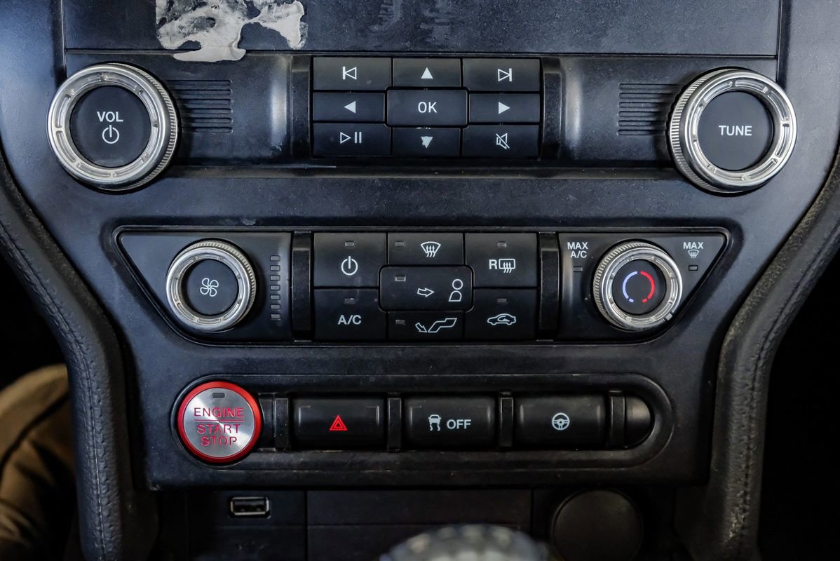 Used 2019 Ford Mustang Coupe image 24