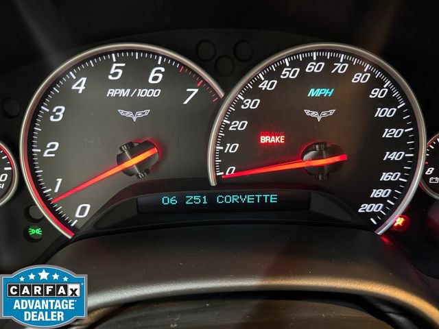 Used 2006 Chevrolet Corvette Convertible w/ Preferred Equipment Group RWD image 2