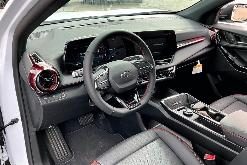 New 2027 Chevrolet Equinox RS w/ Safety and Technology Package FWD image 6
