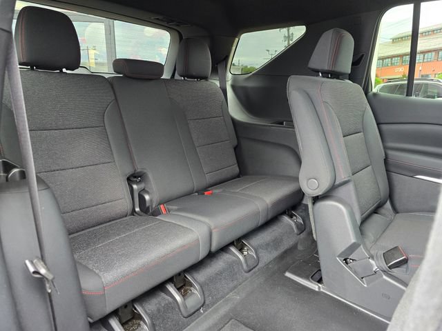 Used 2024 Chevrolet Traverse Z71 AWD/4WD image 39