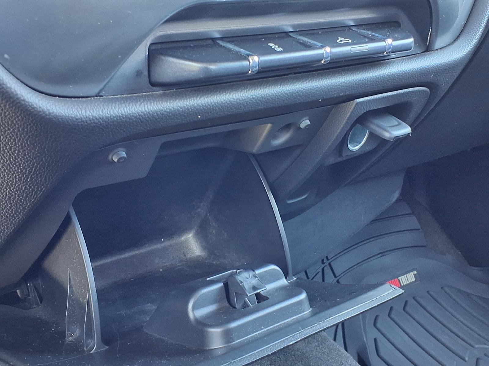 Used 2015 Chevrolet Silverado 1500 LT w/ All Star Edition AWD/4WD image 13