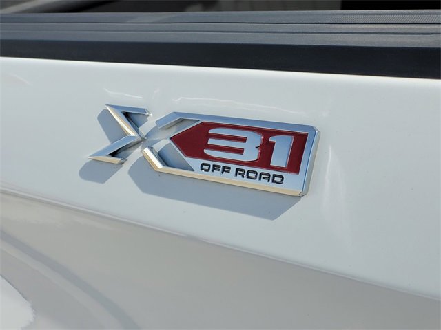 Used 2019 GMC Sierra 1500 SLT w/ SLT Premium Plus Package image 8