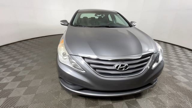 Used 2014 Hyundai Sonata GLS w/ Popular Equipment Group 2 FWD image 12