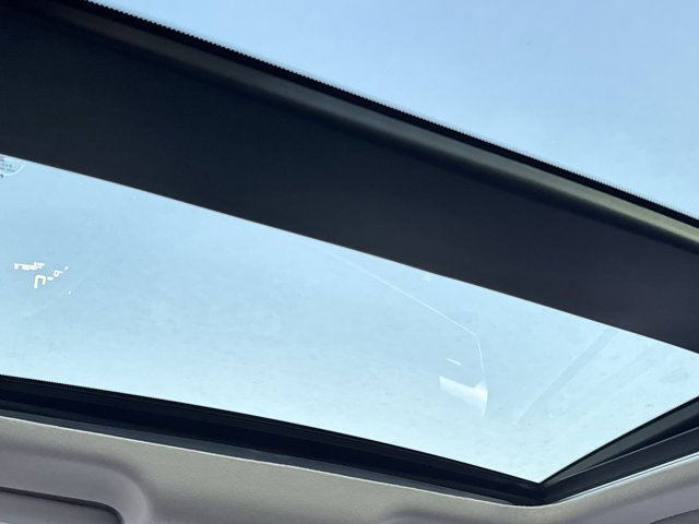 New 2026 Nissan Kicks SV w/ SV Premium Package image 18