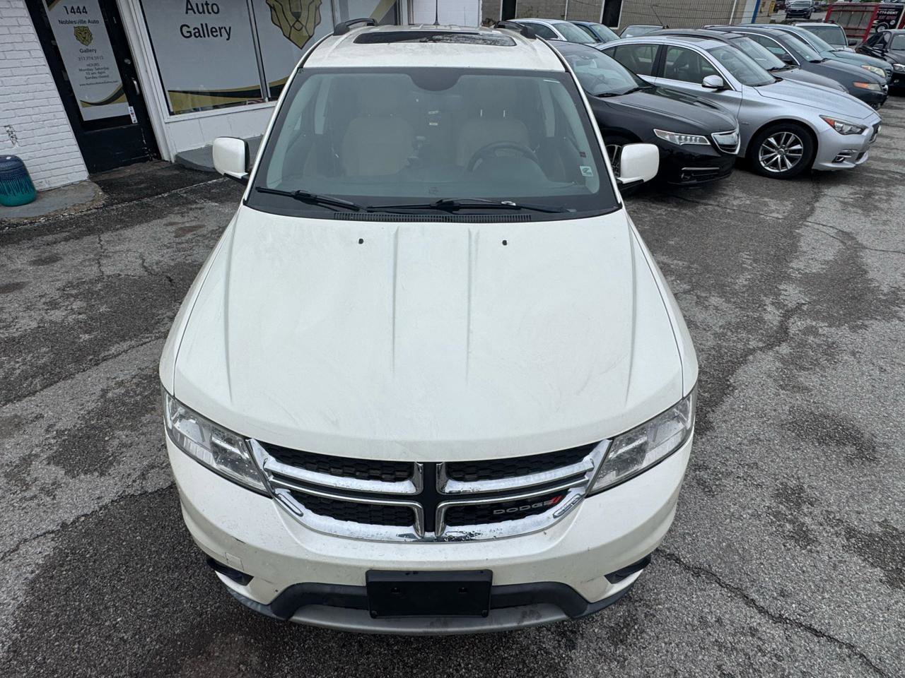 Used 2014 Dodge Journey Limited w/ Flexible Seating Group FWD image 10