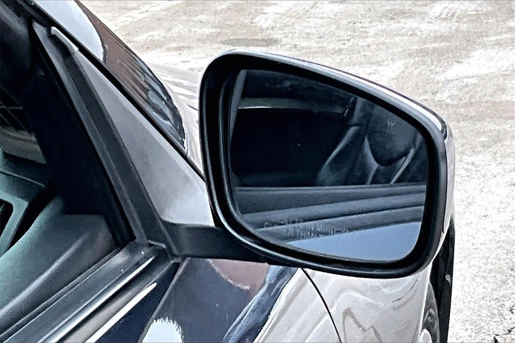 Used 2011 INFINITI G37 x w/ Premium Pkg image 23