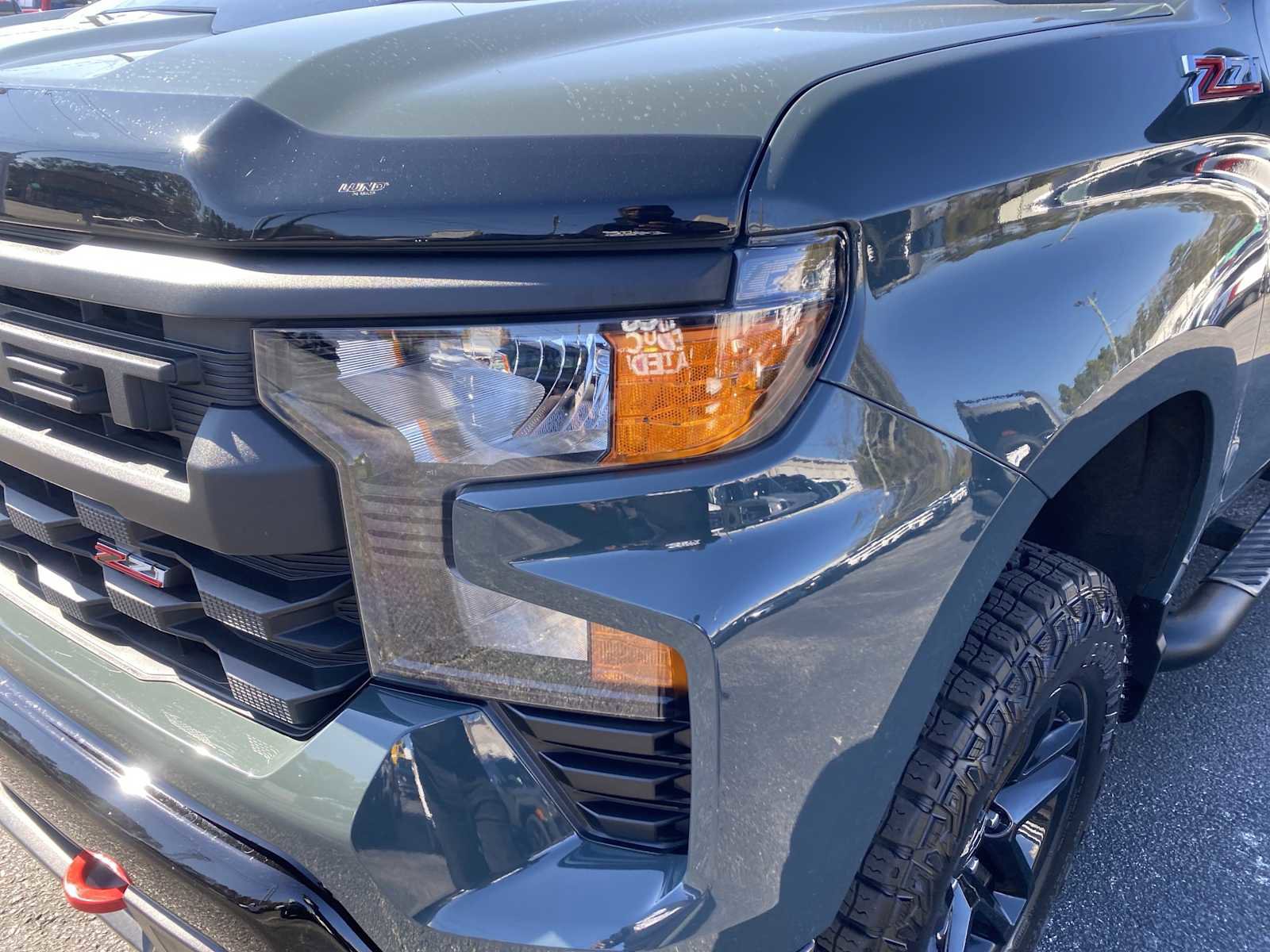 Used 2025 Chevrolet Silverado 1500 Custom Trail Boss AWD/4WD image 17