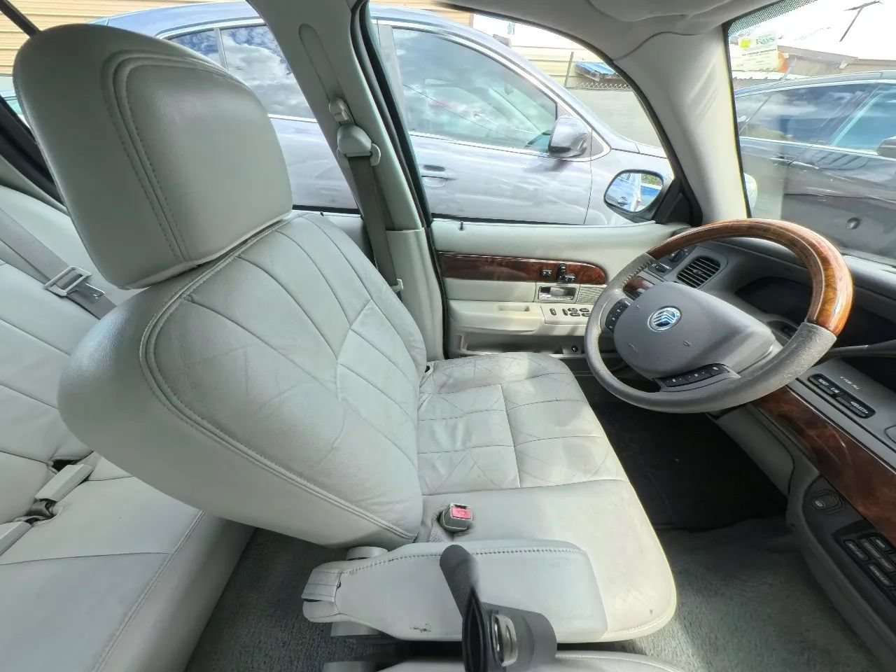 Used 2005 Mercury Grand Marquis LS RWD image 28