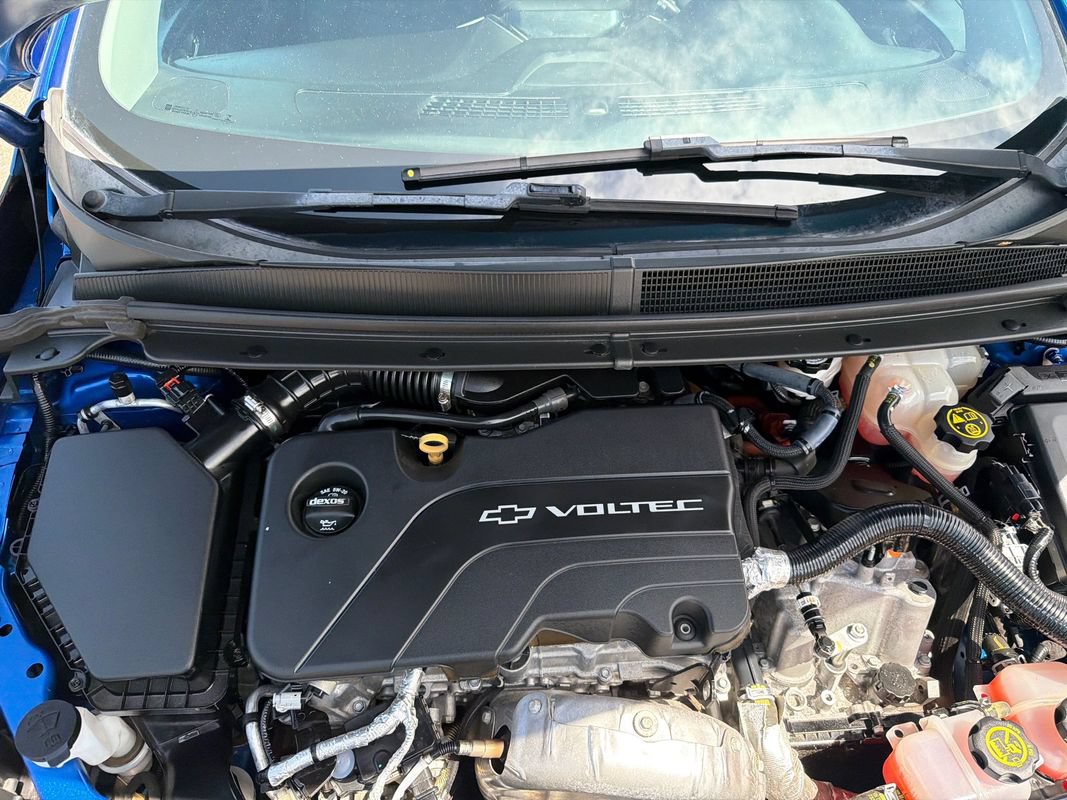 Used 2016 Chevrolet Volt LT w/ Comfort Package FWD image 23