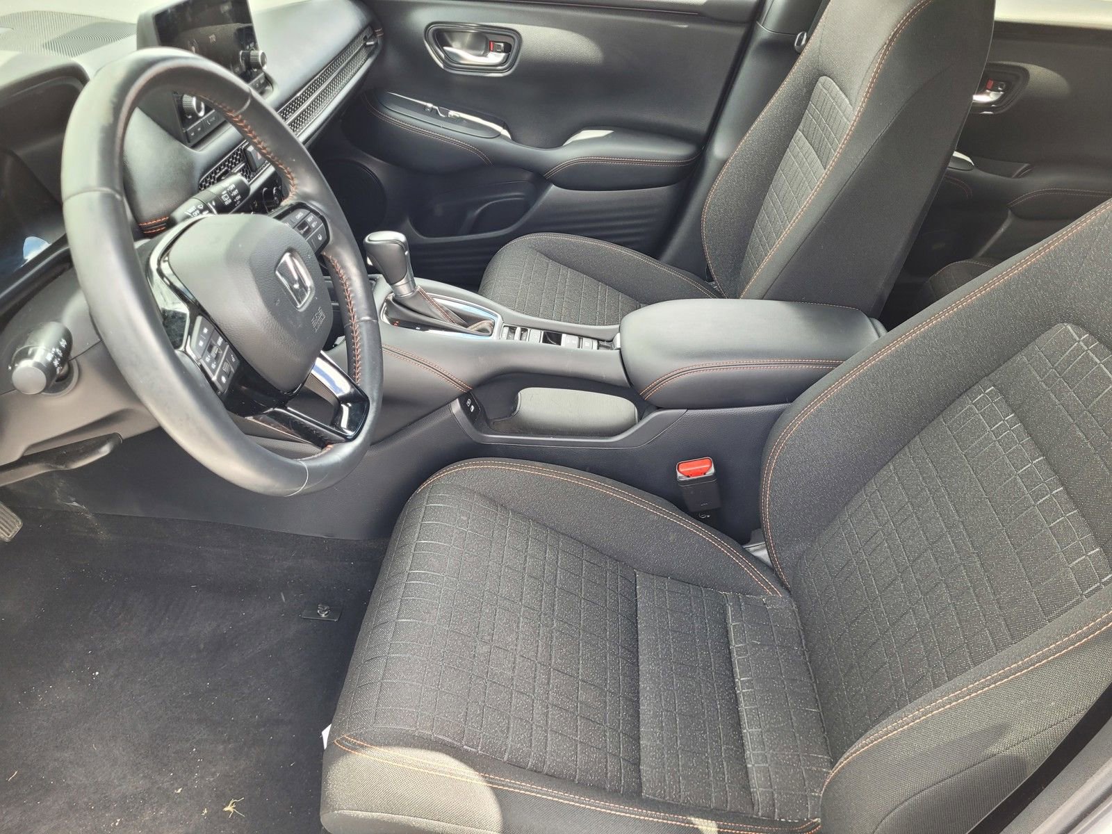 Used 2024 Honda HR-V Sport image 16