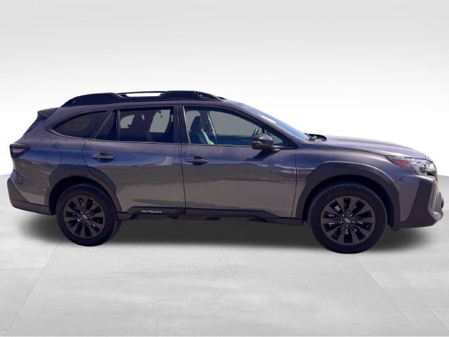 Used 2025 Subaru Outback Onyx Edition AWD/4WD image 26
