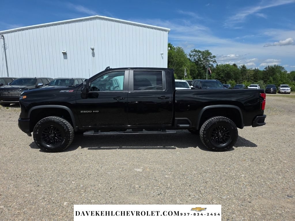 Used 2026 Chevrolet Silverado 2500 ZR2 AWD/4WD image 2