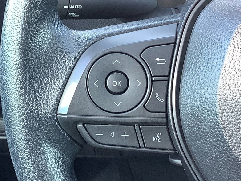 Used 2025 Toyota Corolla LE image 17