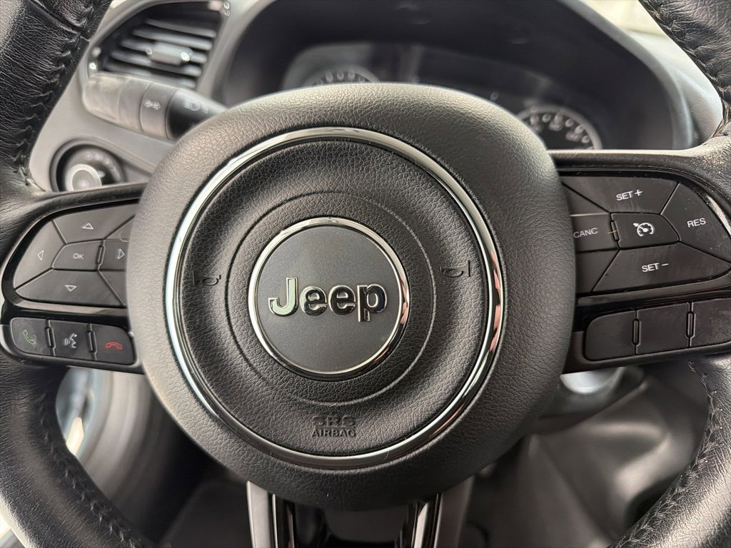 Used 2017 Jeep Renegade Altitude image 15