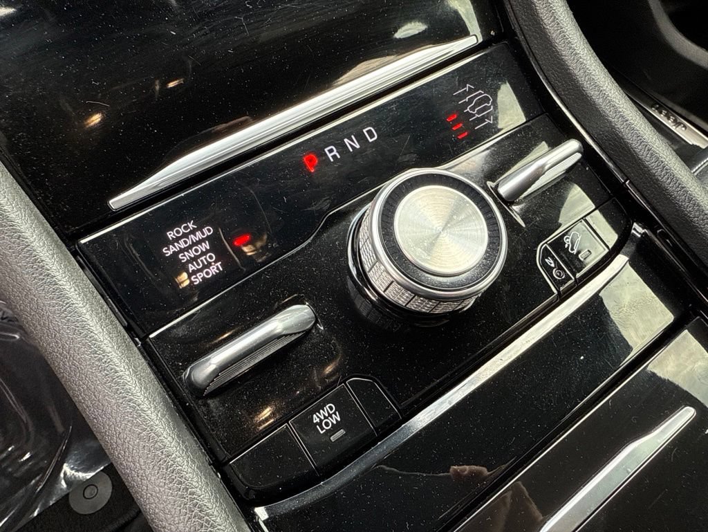 Used 2022 Jeep Grand Cherokee Overland AWD/4WD image 88