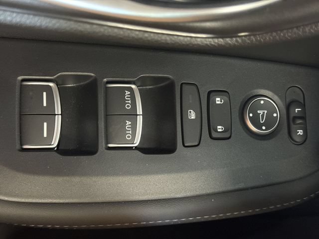 Used 2026 Honda HR-V EX-L image 21