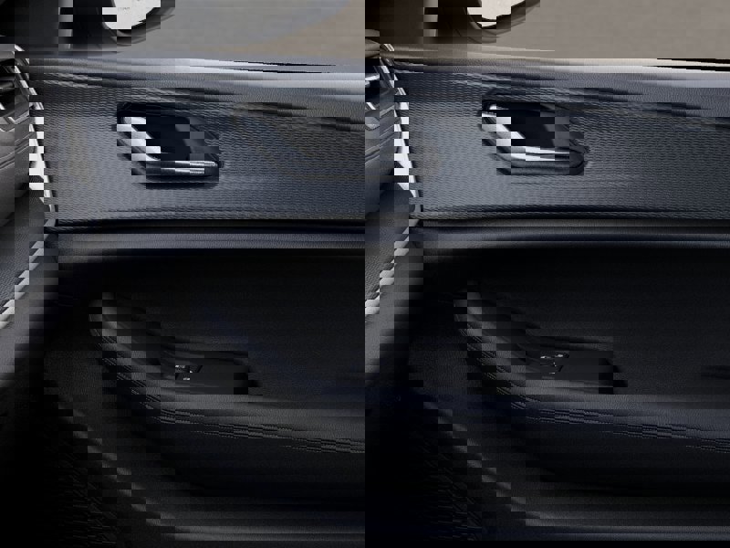 New 2025 Jeep Grand Cherokee Laredo image 25