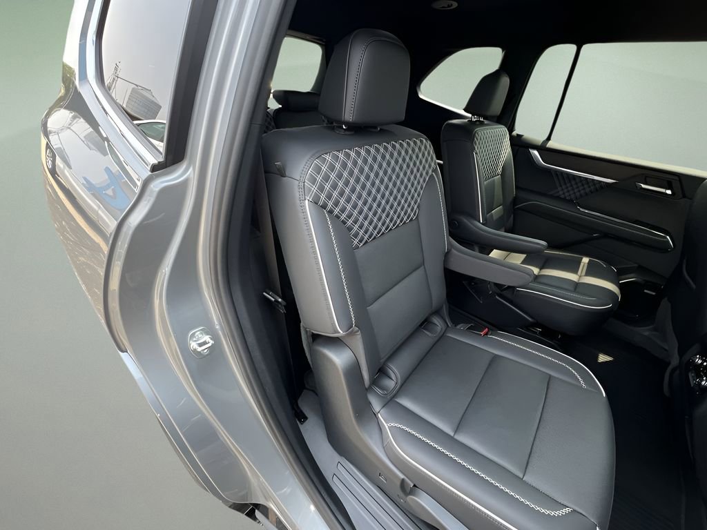 Certified 2024 GMC Acadia Denali w/ LPO, Floor Liner Package image 27