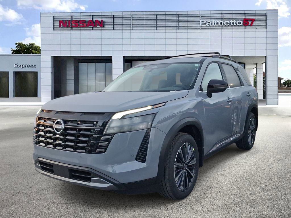 New 2026 Nissan Pathfinder Platinum FWD image 3