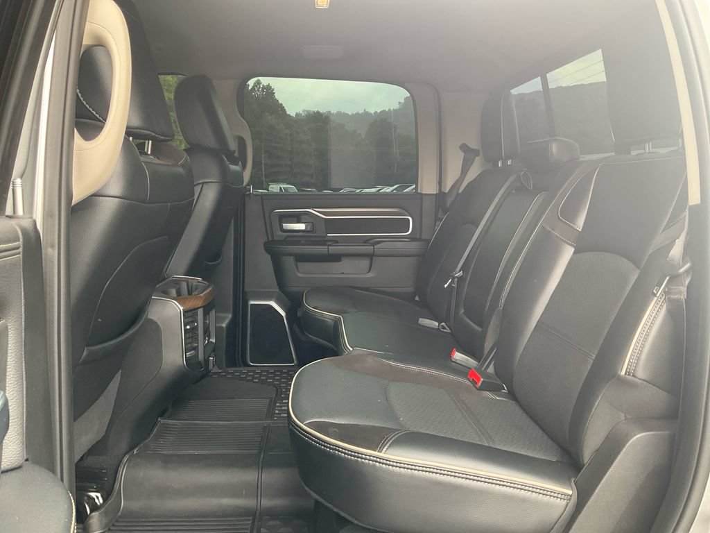 Used 2024 RAM 3500 Laramie w/ Towing Technology Group AWD/4WD image 14
