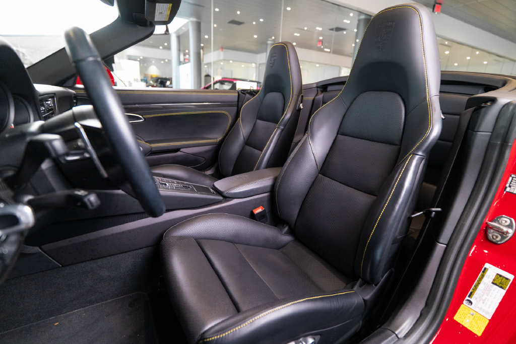 Certified 2017 Porsche 911 Turbo AWD/4WD image 8