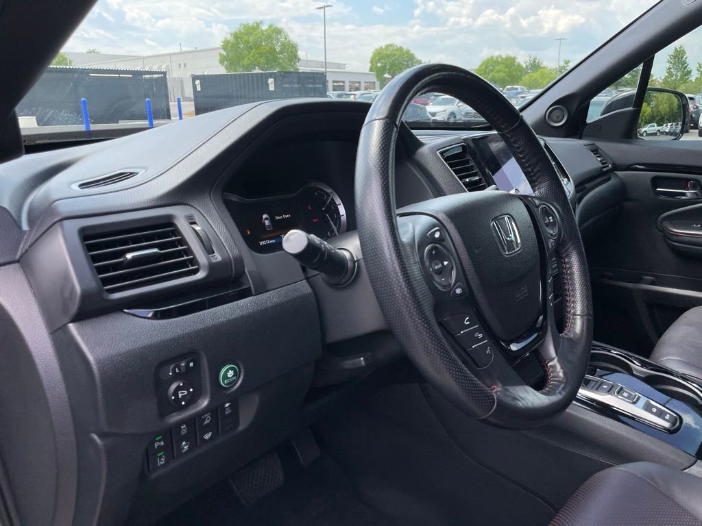 Certified 2023 Honda Ridgeline Black Edition image 28