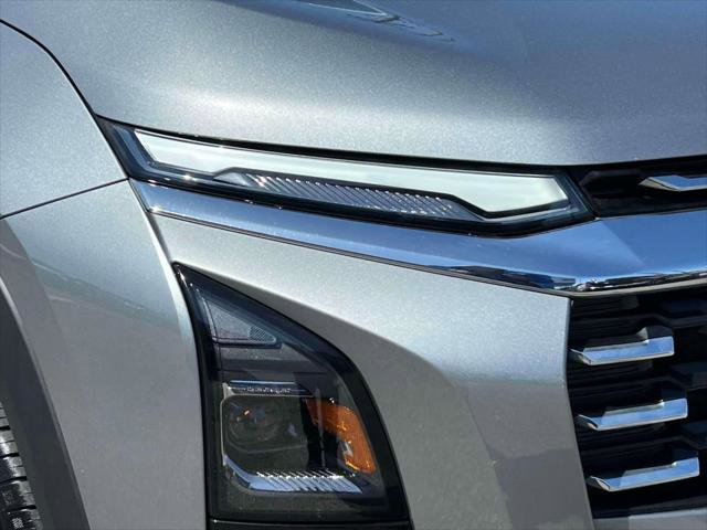 Used 2025 Chevrolet Equinox LT w/ Safety and Technology Package image 9