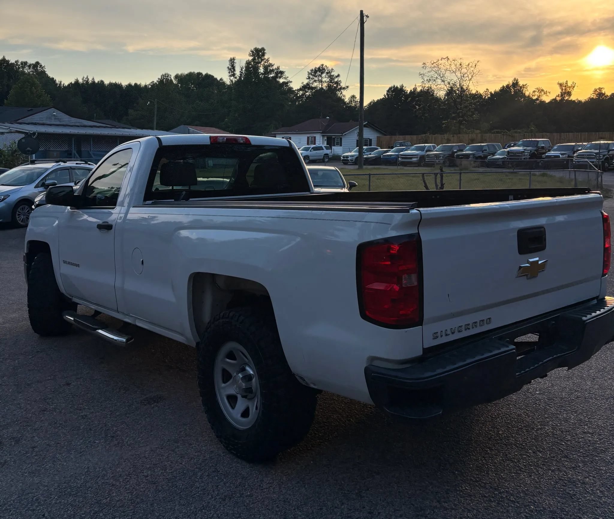 Used 2014 Chevrolet Silverado 1500 W/T RWD image 4