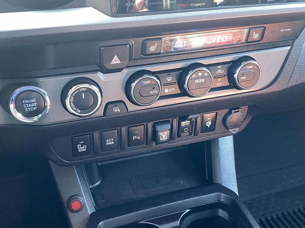 Used 2019 Toyota Tacoma TRD Pro AWD/4WD image 40