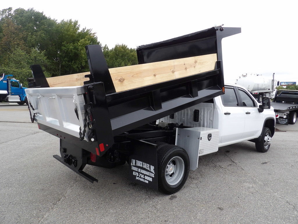 Used 2024 Chevrolet Silverado 3500 W/T w/ WT Convenience Package AWD/4WD image 8