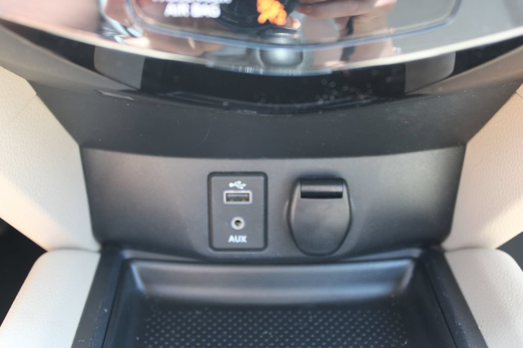 Used 2017 Nissan Rogue S FWD image 44