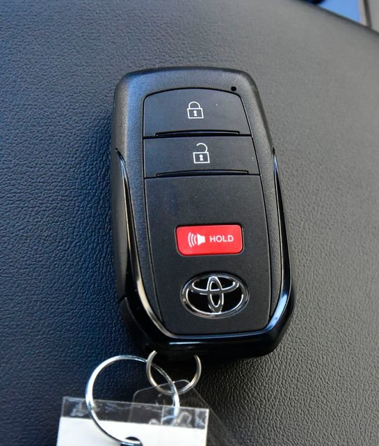 New 2026 Toyota Prius LE image 21