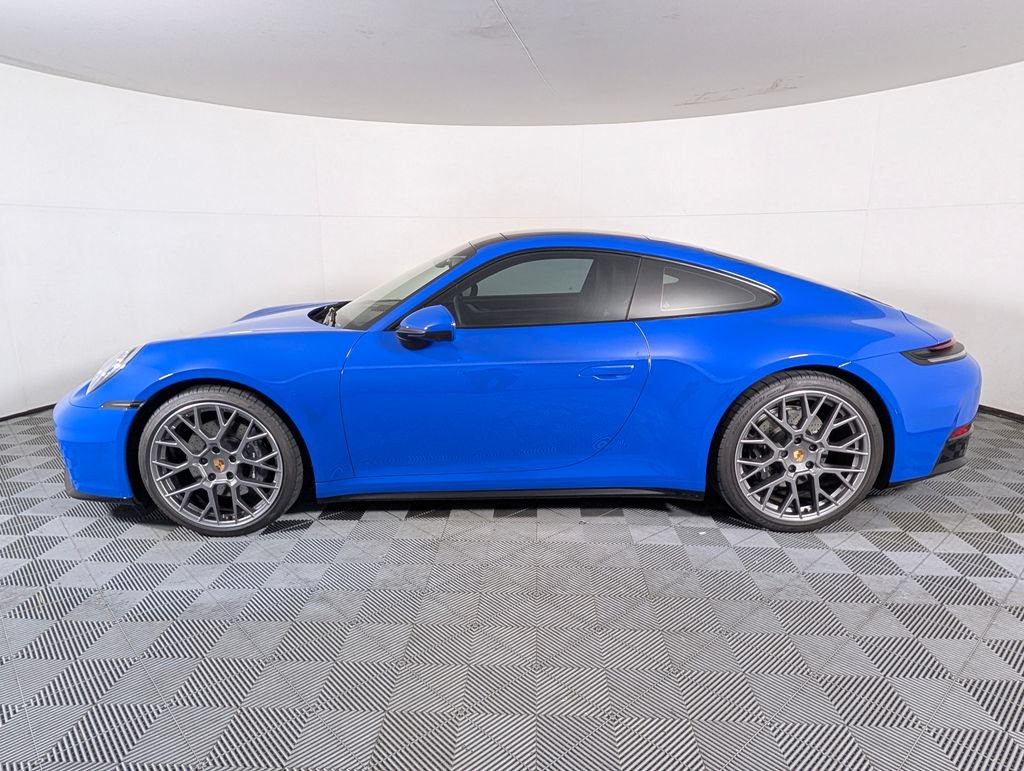 Certified 2025 Porsche 911 Carrera RWD image 2