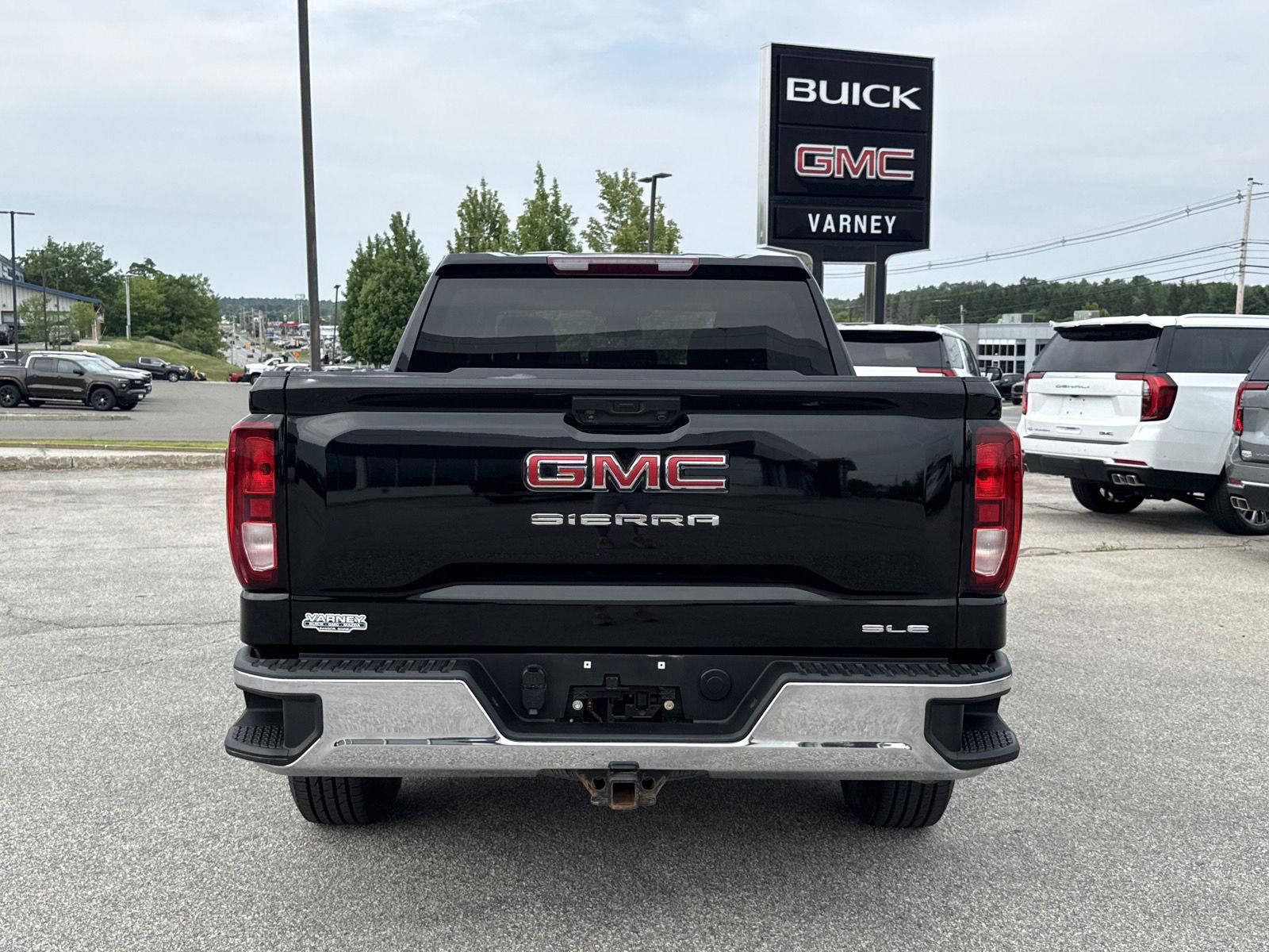 Used 2022 GMC Sierra 1500 SLE AWD/4WD image 5