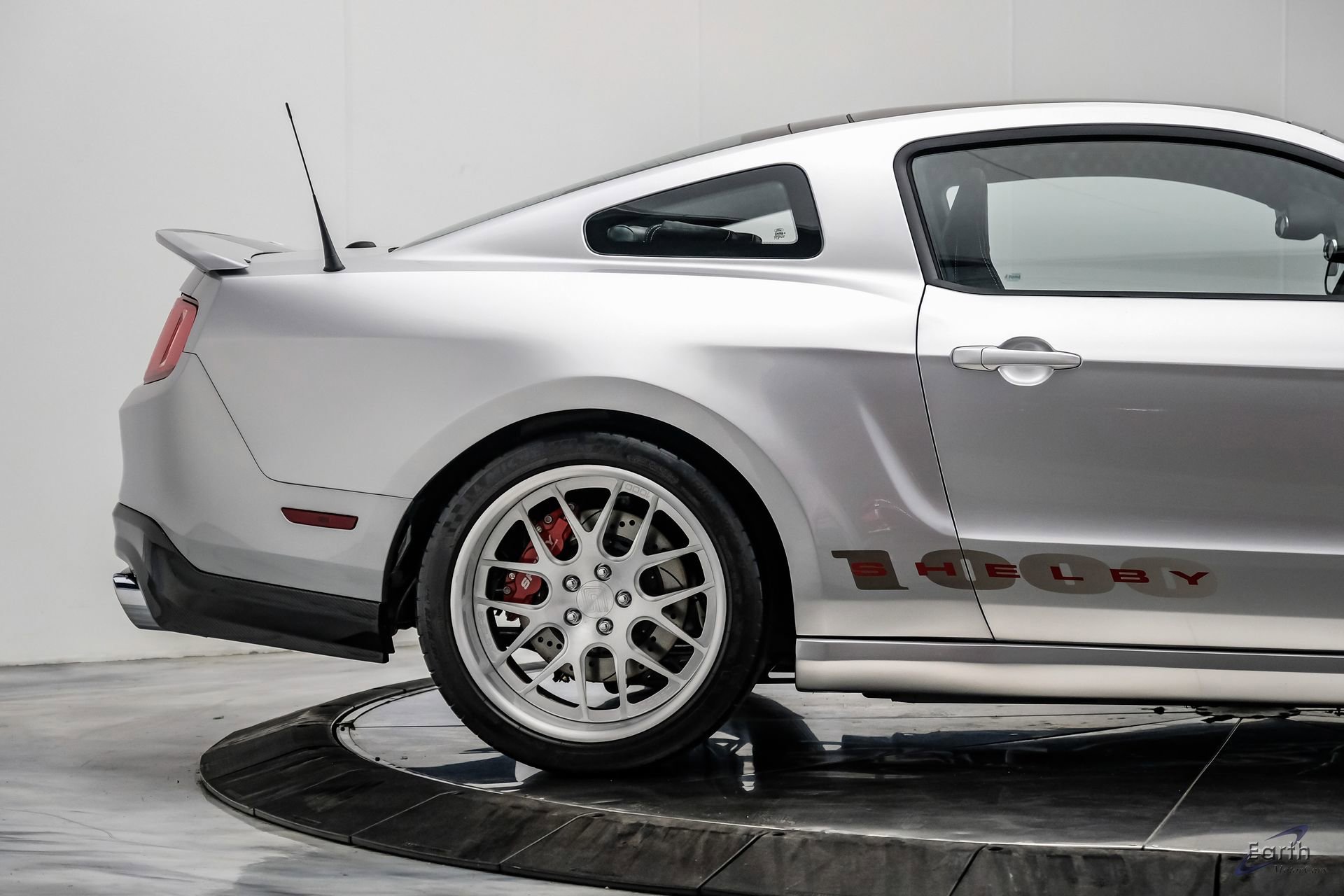 Used 2012 Ford Mustang Shelby GT500 w/ SVT Performance Pkg RWD image 26
