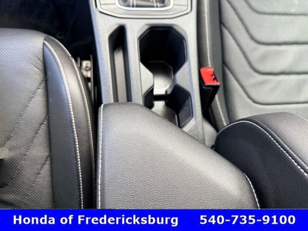 Used 2024 Volkswagen Jetta SEL image 32