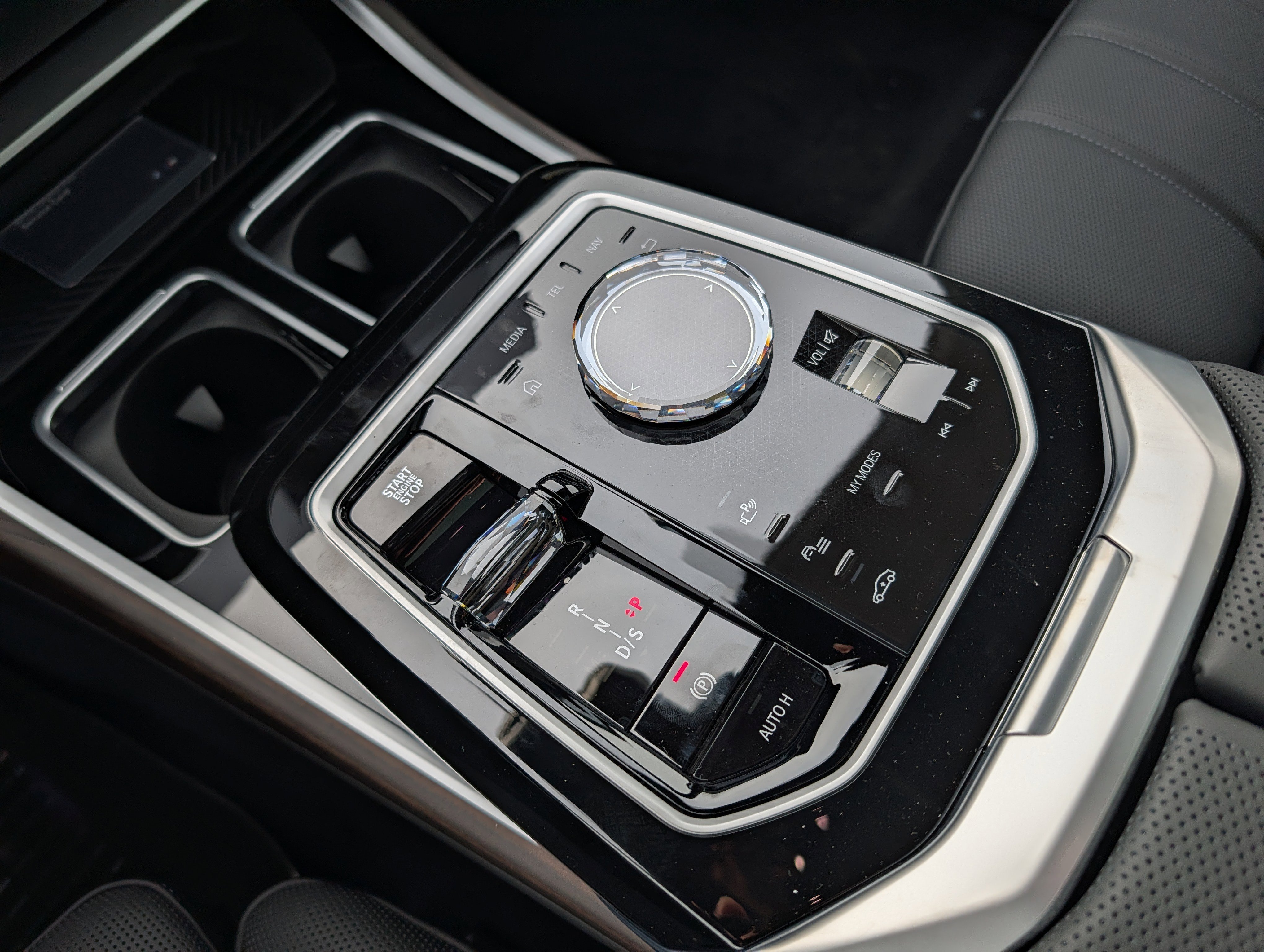 New 2026 BMW 740i xDrive w/ Executive Package image 11