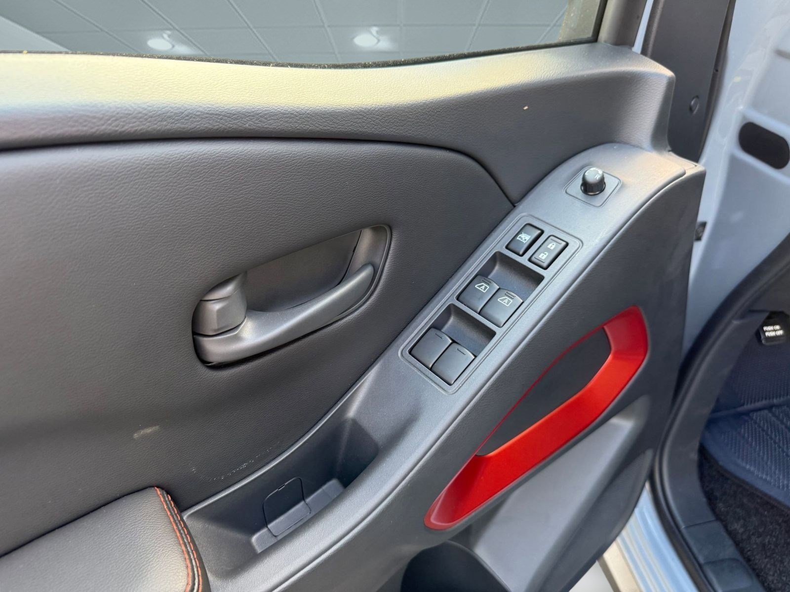 New 2026 Nissan Frontier PRO-4X w/ Pro-4x Convenience Package image 23