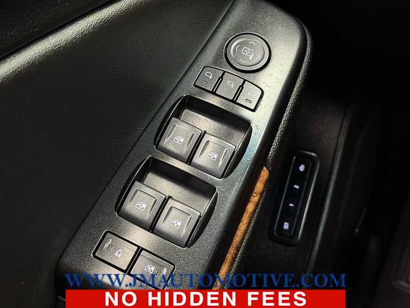 Used 2020 Chevrolet Suburban Premier image 45