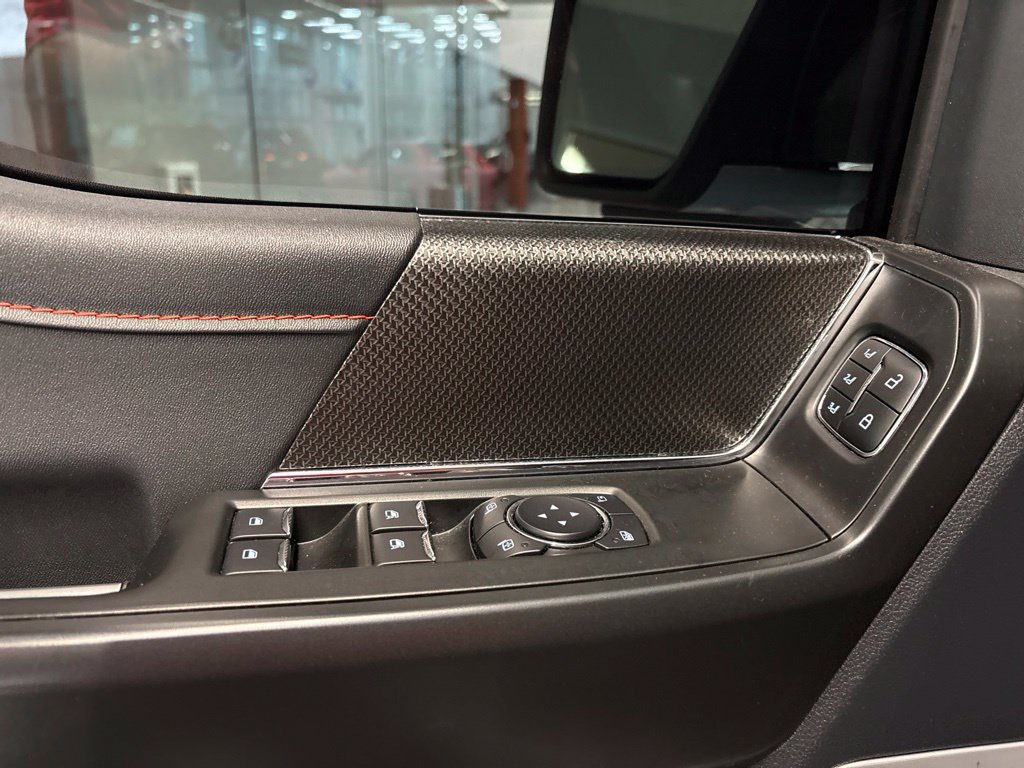 Used 2025 Ford F150 Raptor AWD/4WD image 11