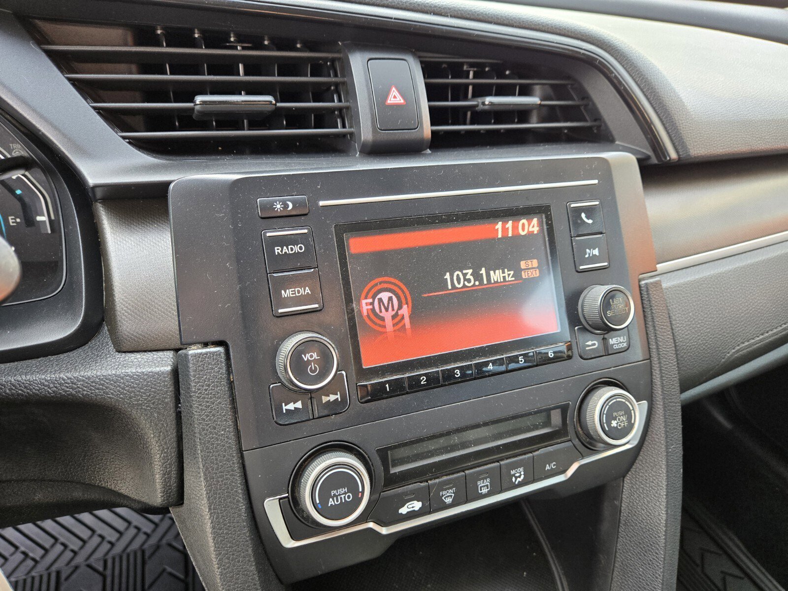 Used 2019 Honda Civic LX image 17