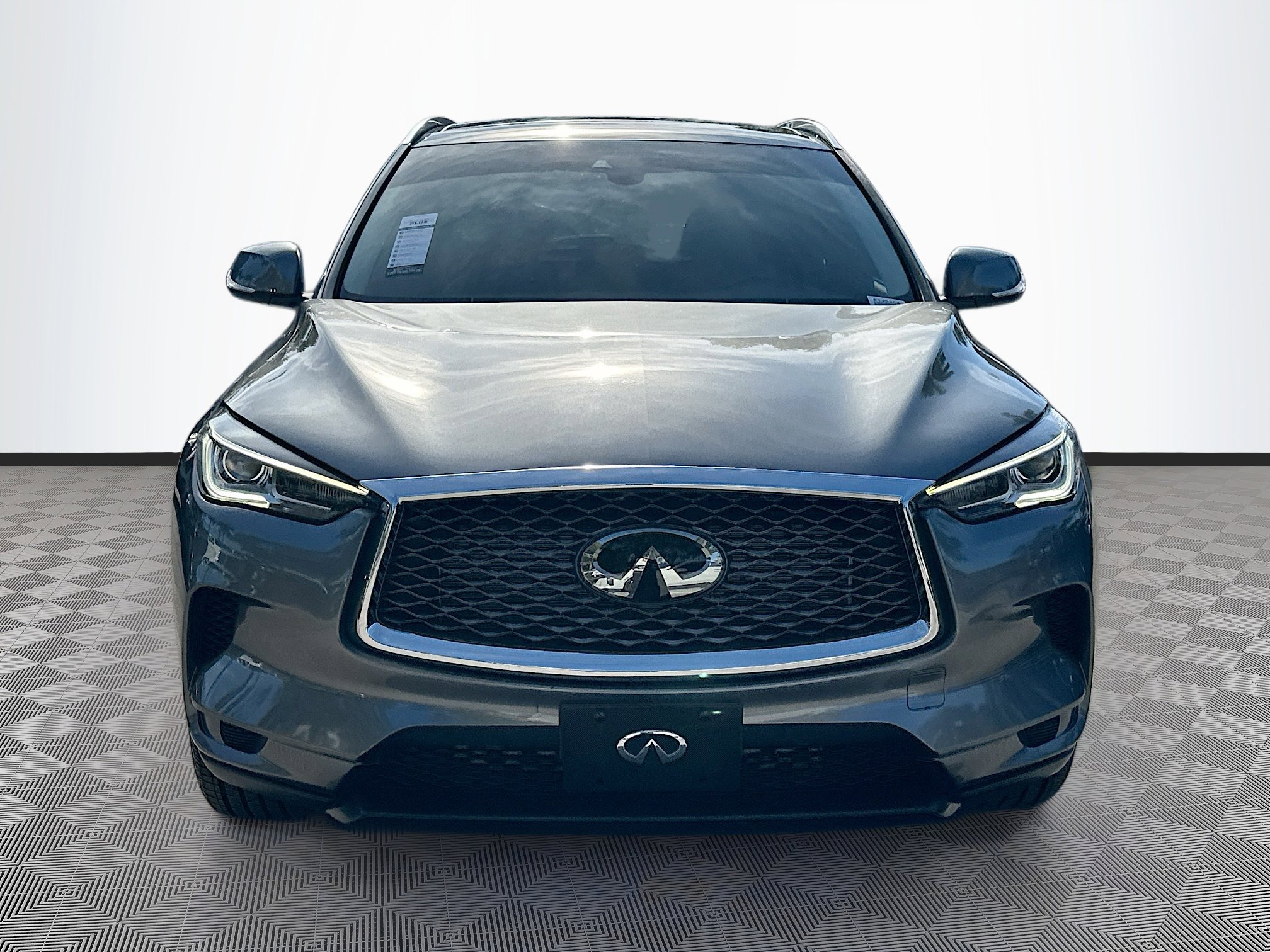 Used 2023 INFINITI QX50 Luxe image 2