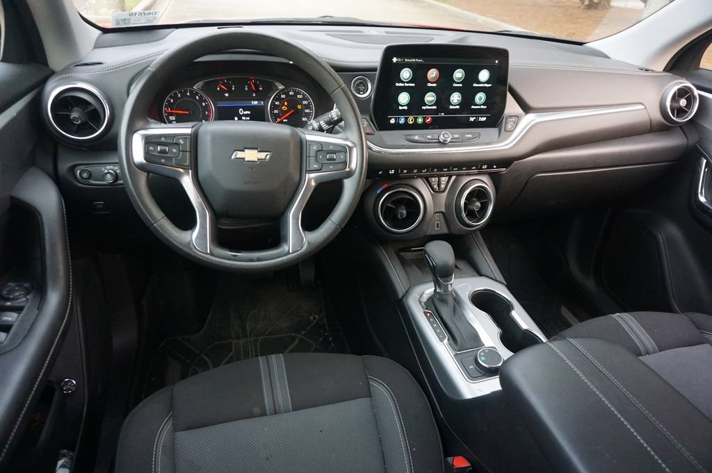 Used 2023 Chevrolet Blazer LT w/ Convenience Package FWD image 5
