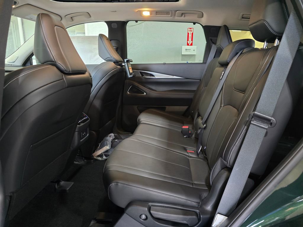New 2026 INFINITI QX60 Luxe image 23