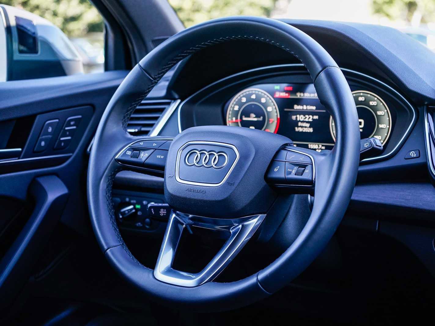 Used 2023 Audi Q5 2.0T Prestige w/ Prestige Package image 15