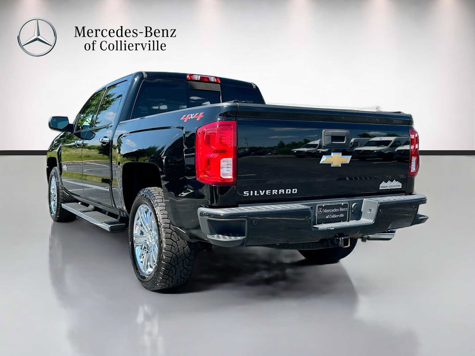Used 2018 Chevrolet Silverado 1500 High Country AWD/4WD image 7