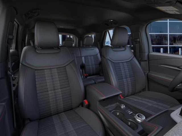 New 2026 Ford Explorer ST-Line w/ ST-Line Street Pack AWD/4WD image 10